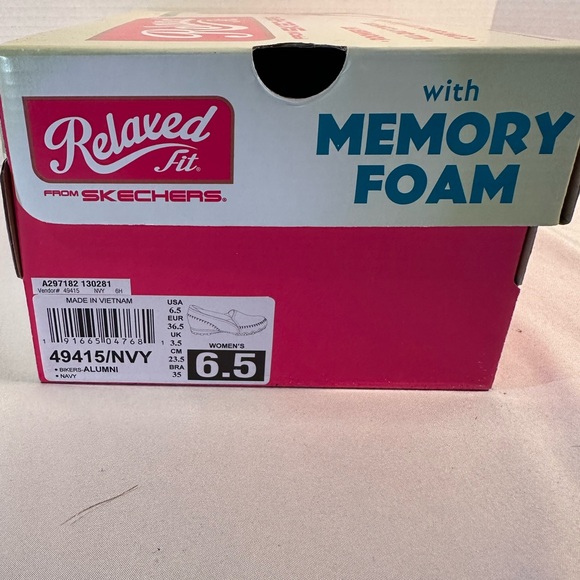 Women’s Relaxed Fit Memory Foam Slip On - Picture 5 of 7